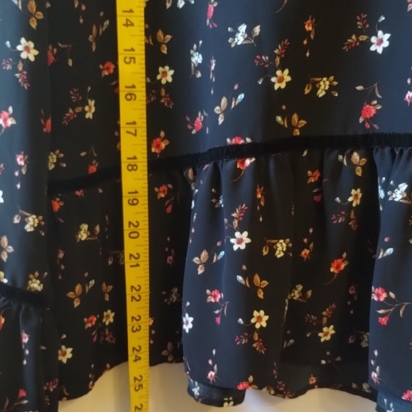 Zara Black Floral Blouse - Picture 10 of 12